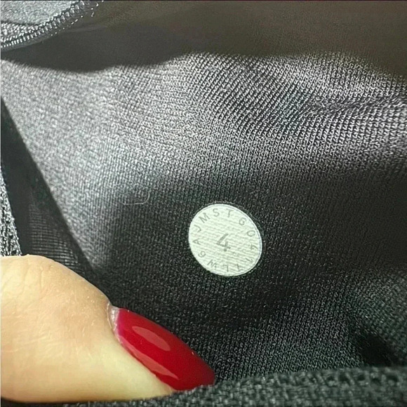 Lululemon Colour  Me Quick 4 - Picture 9 of 9